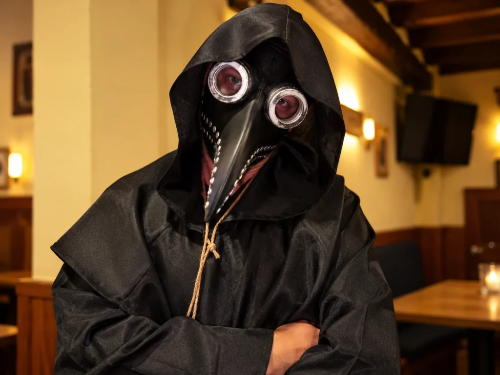 granada halloween plague doctor costume edited